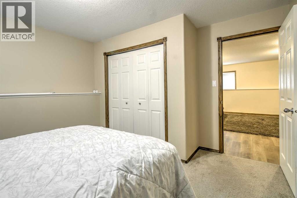 27 Kodiak Boulevard N, Lethbridge, Alberta  T1H 6S7 - Photo 38 - A2313079