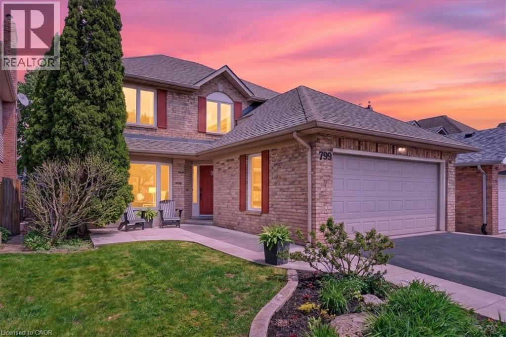 799 HAWKINS Crescent, Burlington, Ontario