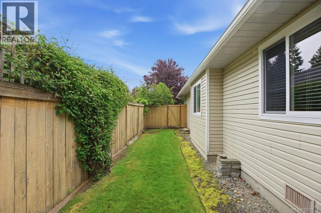 533 Aspen Ave, Qualicum Beach, British Columbia  V9K 1A6 - Photo 27 - 1037514