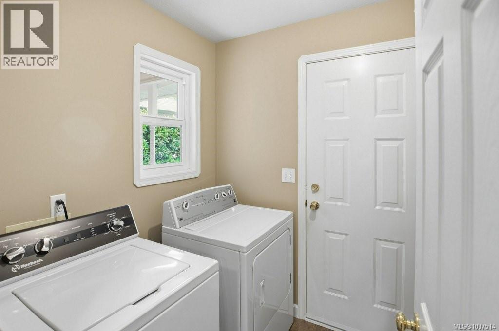 533 Aspen Ave, Qualicum Beach, British Columbia  V9K 1A6 - Photo 18 - 1037514
