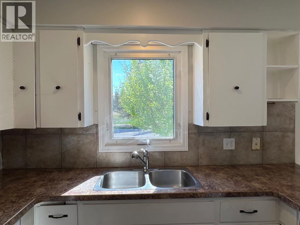 2128 24 Street, Coaldale, Alberta  T1M 1J3 - Photo 11 - A2312364