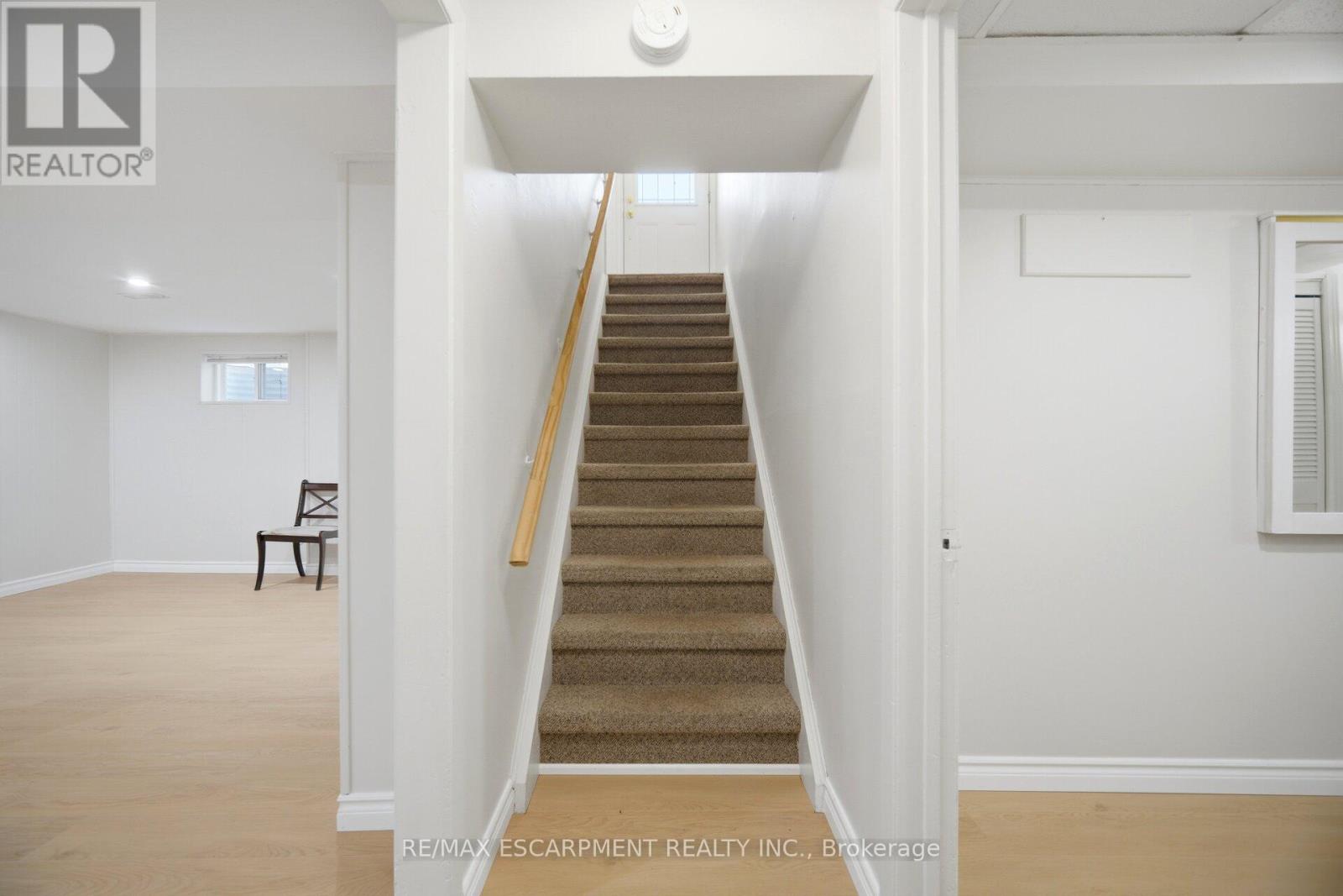 1926 Reiss Court, Mississauga, Ontario  L5J 3S3 - Photo 10 - W13151988