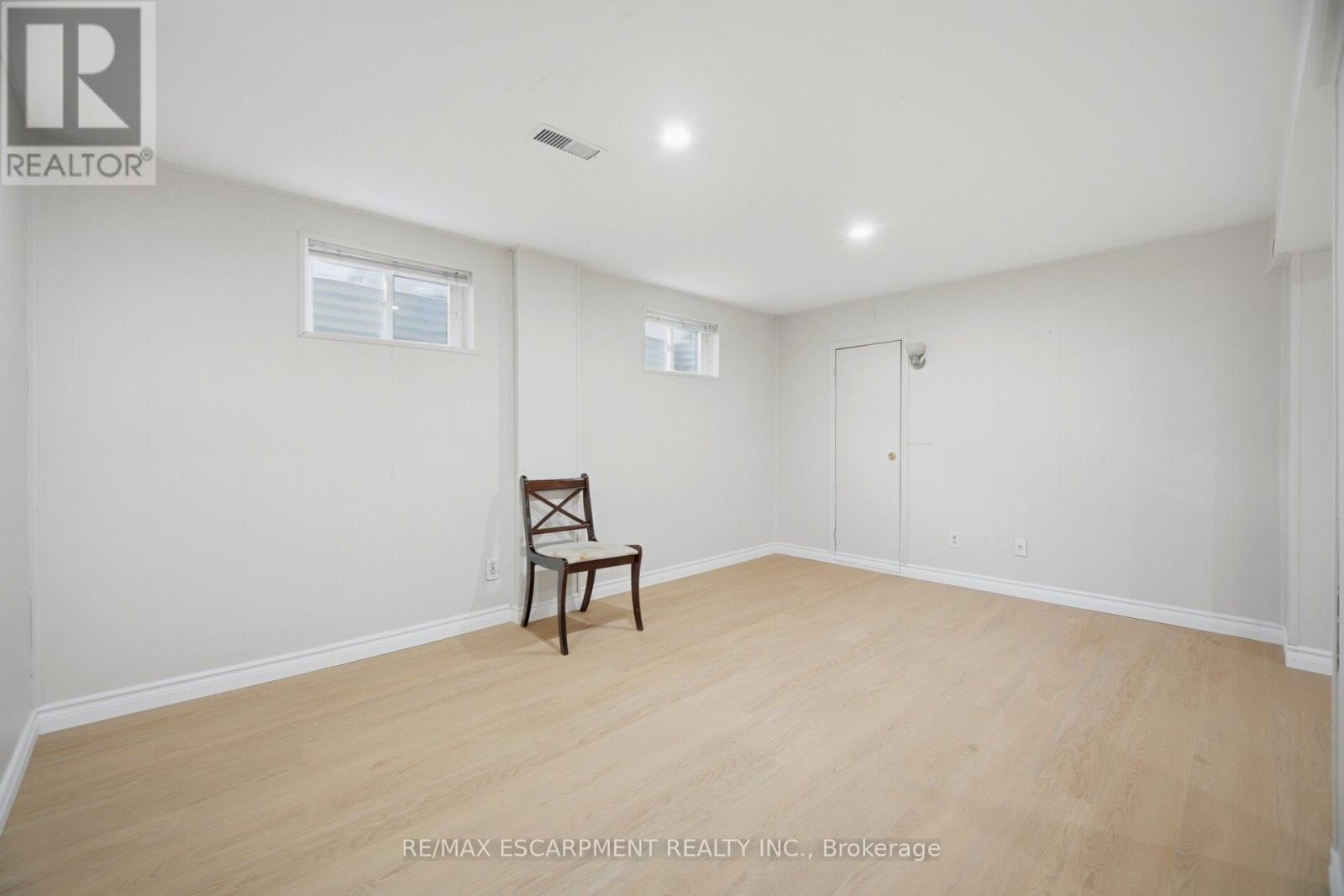 1926 Reiss Court, Mississauga, Ontario  L5J 3S3 - Photo 14 - W13151988