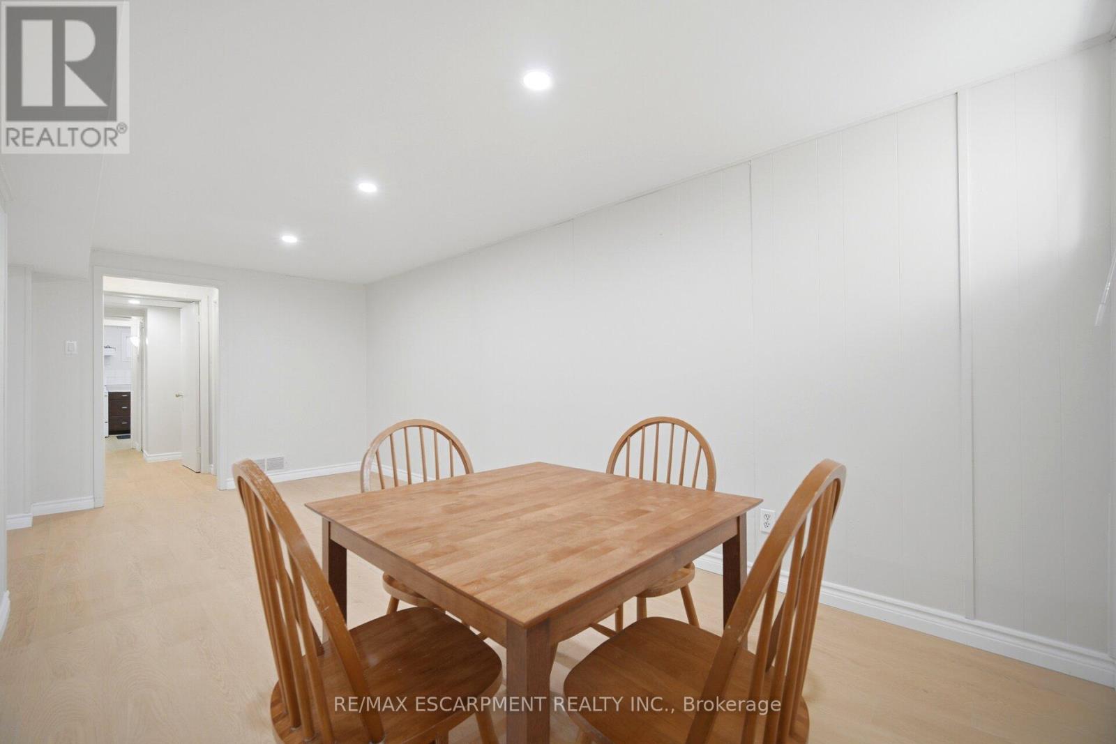 1926 Reiss Court, Mississauga, Ontario  L5J 3S3 - Photo 19 - W13151988