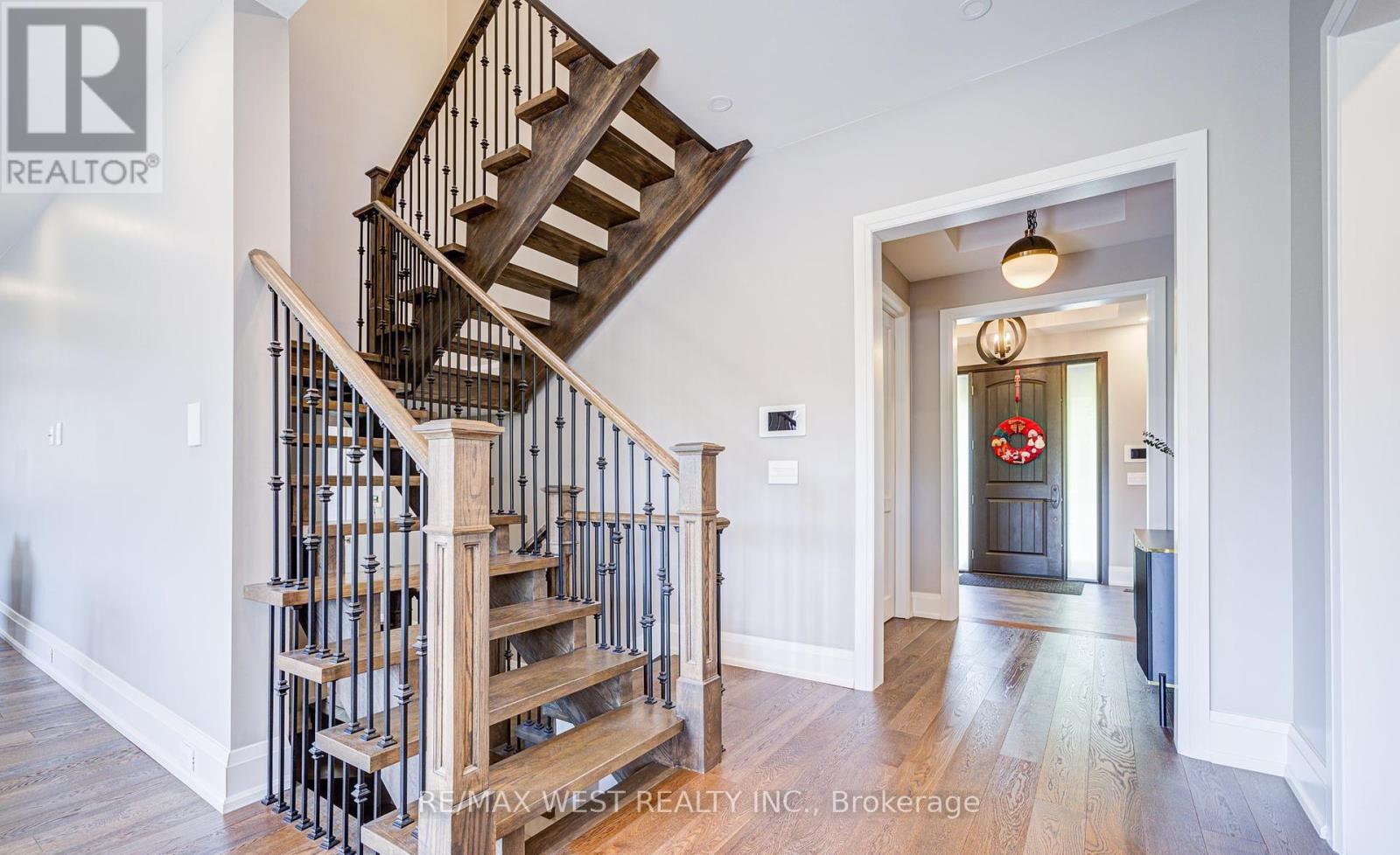 2194 Haygate Crescent, Mississauga (Sheridan), Ontario  L5K 1L5 - Photo 11 - W13152118