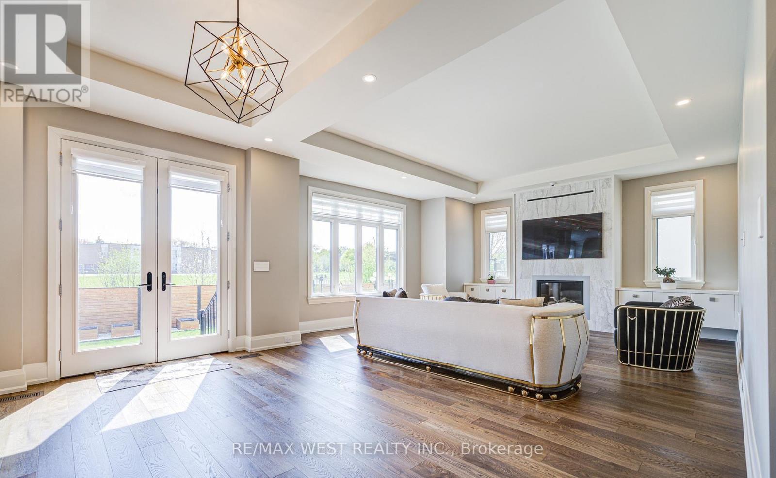 2194 Haygate Crescent, Mississauga (Sheridan), Ontario  L5K 1L5 - Photo 12 - W13152118