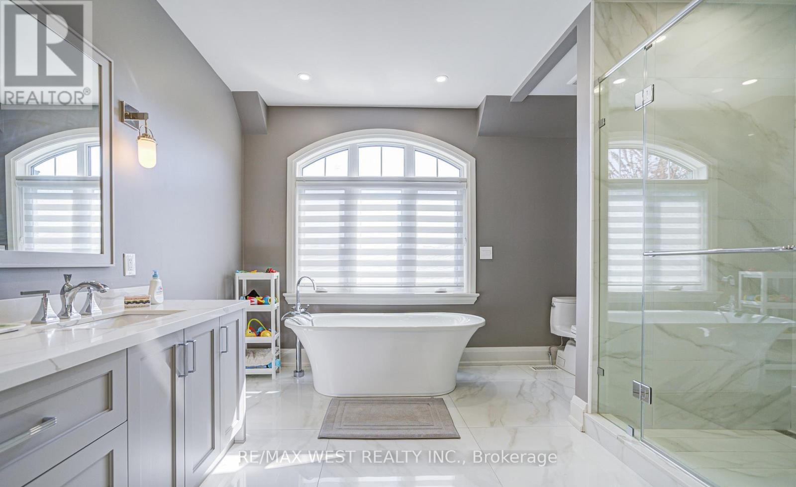 2194 Haygate Crescent, Mississauga (Sheridan), Ontario  L5K 1L5 - Photo 26 - W13152118