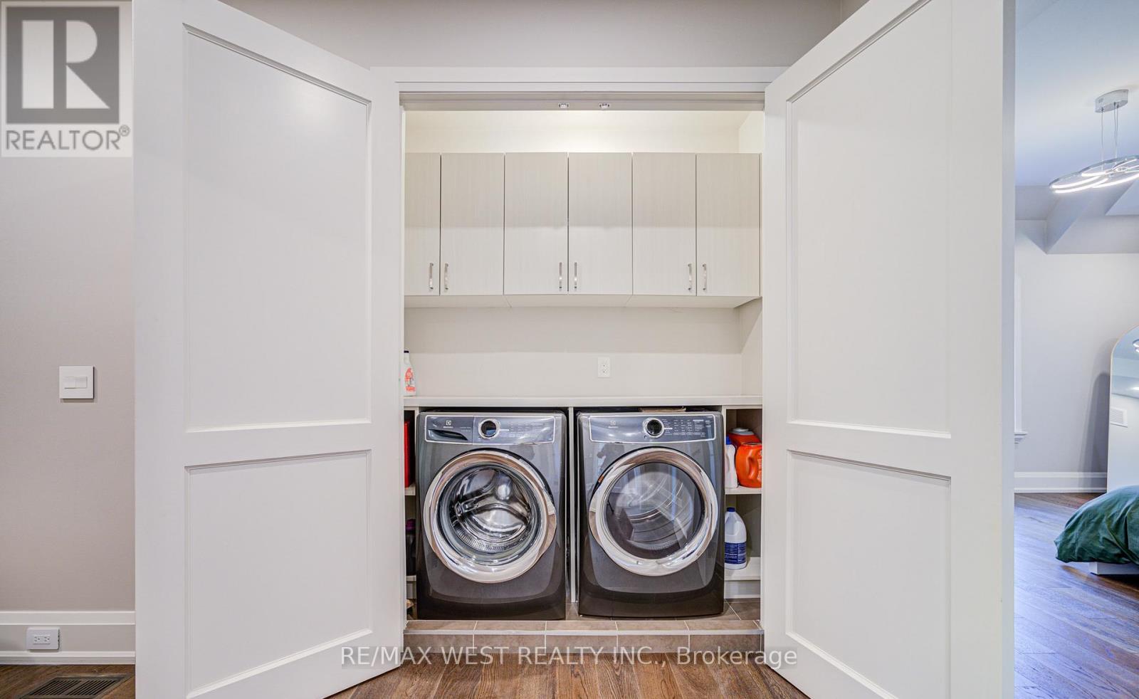 2194 Haygate Crescent, Mississauga (Sheridan), Ontario  L5K 1L5 - Photo 33 - W13152118