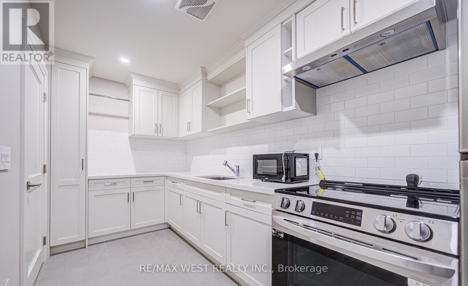 2194 Haygate Crescent, Mississauga (Sheridan), Ontario  L5K 1L5 - Photo 45 - W13152118