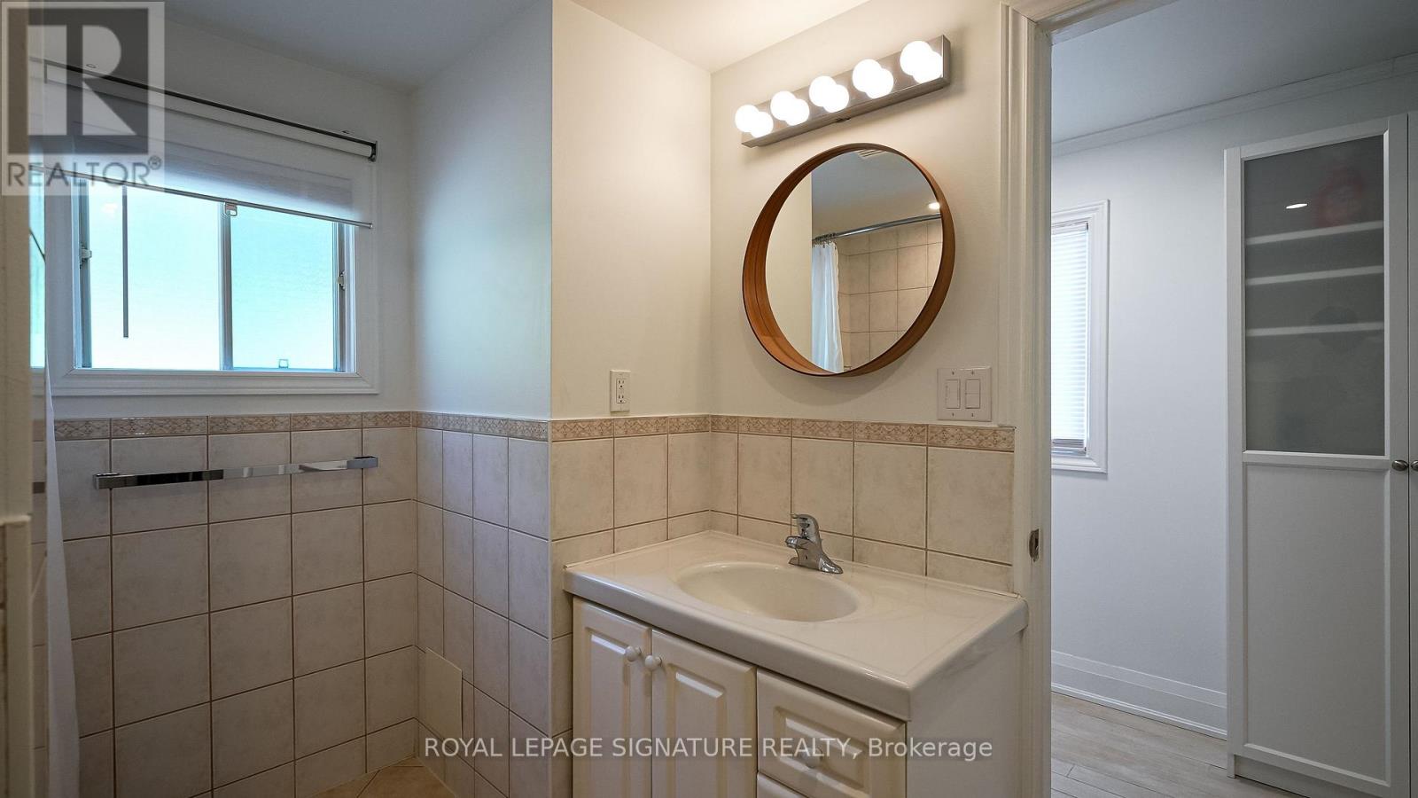 Main - 30 Preston Road, Toronto, Ontario  M6E 1Y7 - Photo 10 - W13152178