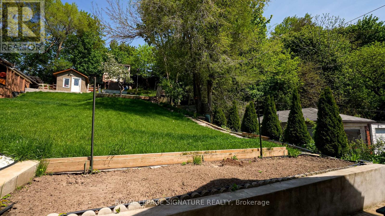 Main - 30 Preston Road, Toronto, Ontario  M6E 1Y7 - Photo 14 - W13152178