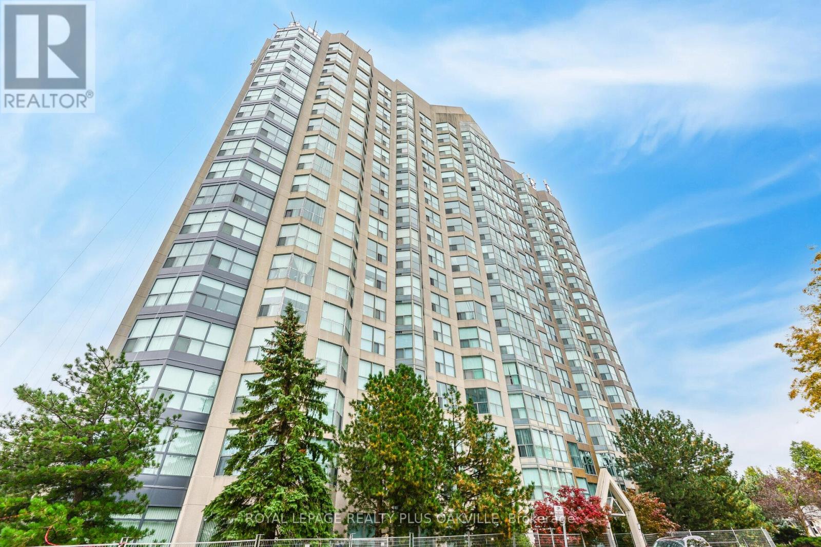 1810 - 2177 Burnhamthorpe Road W, Mississauga, Ontario  L5L 5P9 - Photo 1 - W13152230
