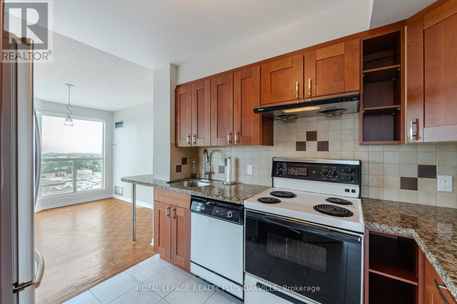 1810 - 2177 Burnhamthorpe Road W, Mississauga, Ontario  L5L 5P9 - Photo 13 - W13152230