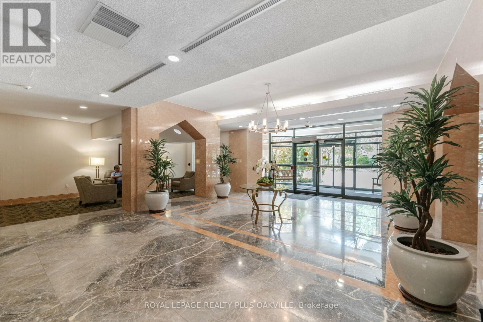 1810 - 2177 Burnhamthorpe Road W, Mississauga, Ontario  L5L 5P9 - Photo 28 - W13152230