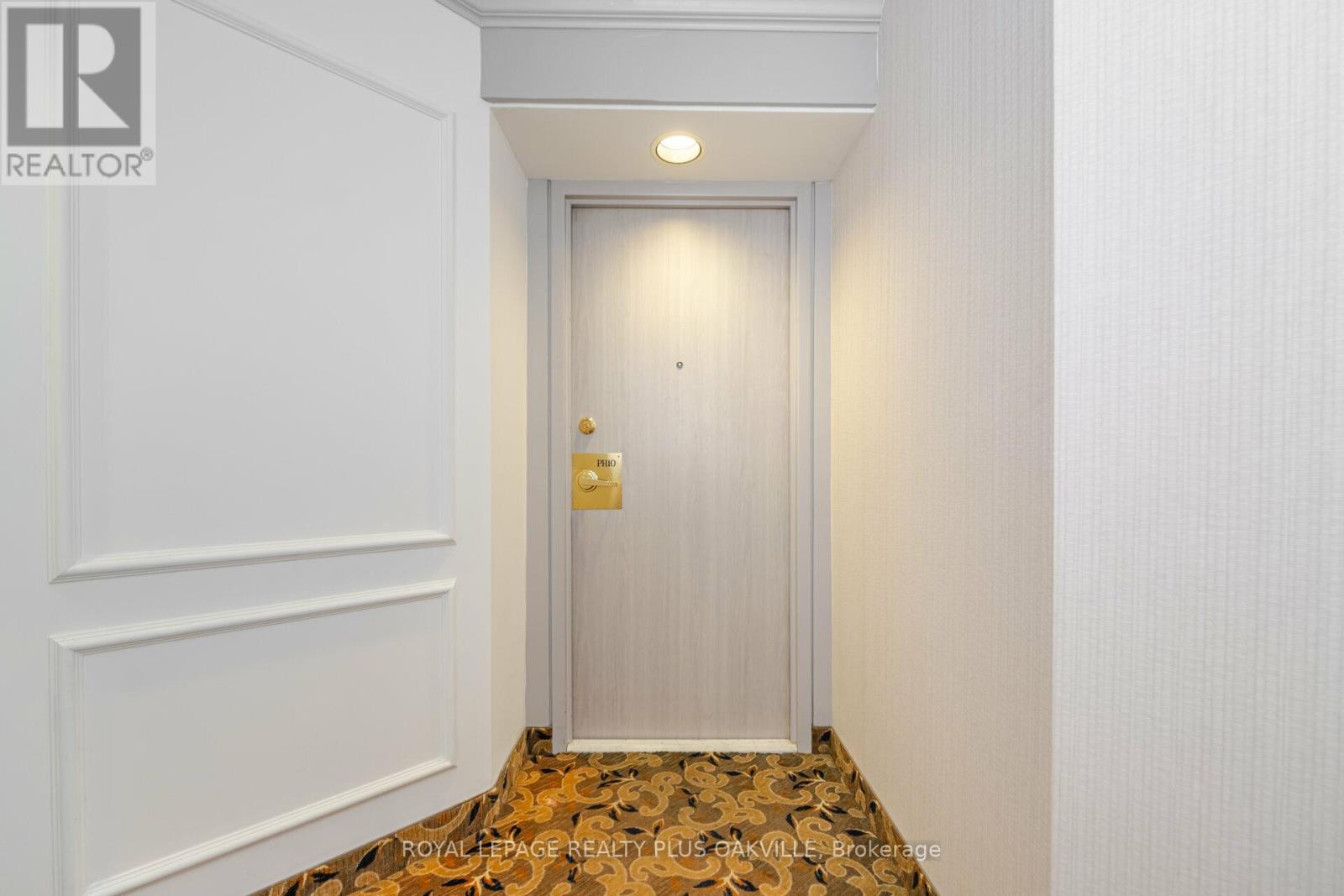 1810 - 2177 Burnhamthorpe Road W, Mississauga, Ontario  L5L 5P9 - Photo 3 - W13152230