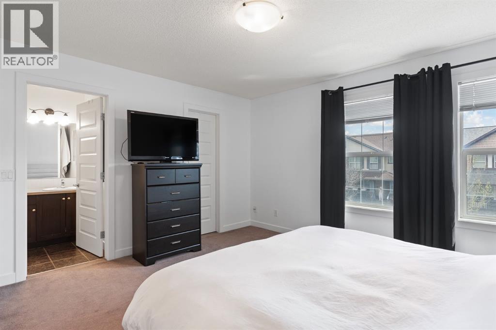 14 Luxstone Point SW, Airdrie, Alberta  T4B 0H8 - Photo 15 - A2313087