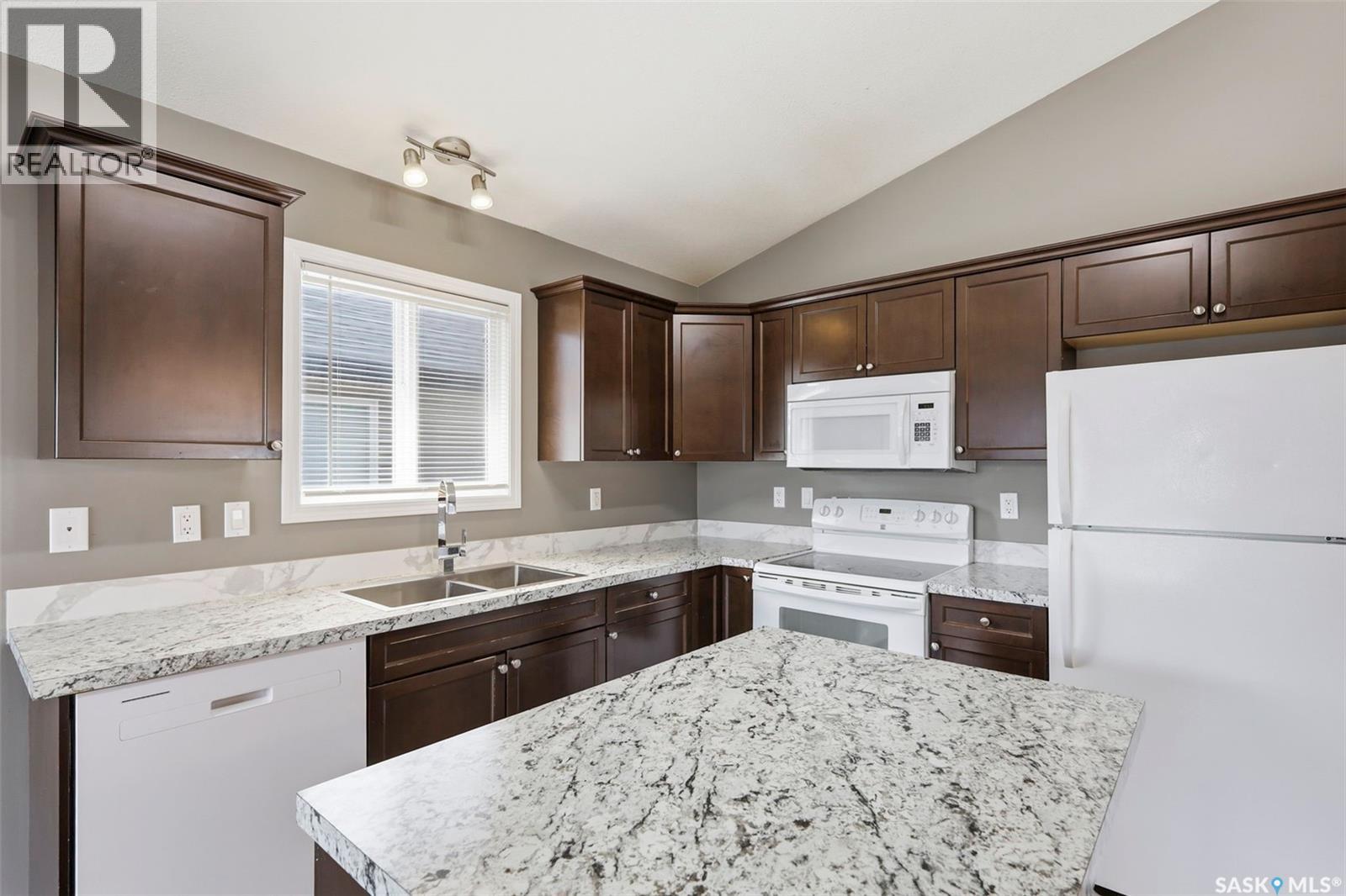 166 Rajput Way, Saskatoon, Saskatchewan  S7W 0L5 - Photo 10 - SK036591
