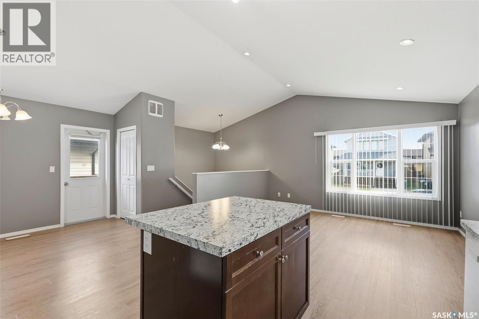 166 Rajput Way, Saskatoon, Saskatchewan  S7W 0L5 - Photo 12 - SK036591