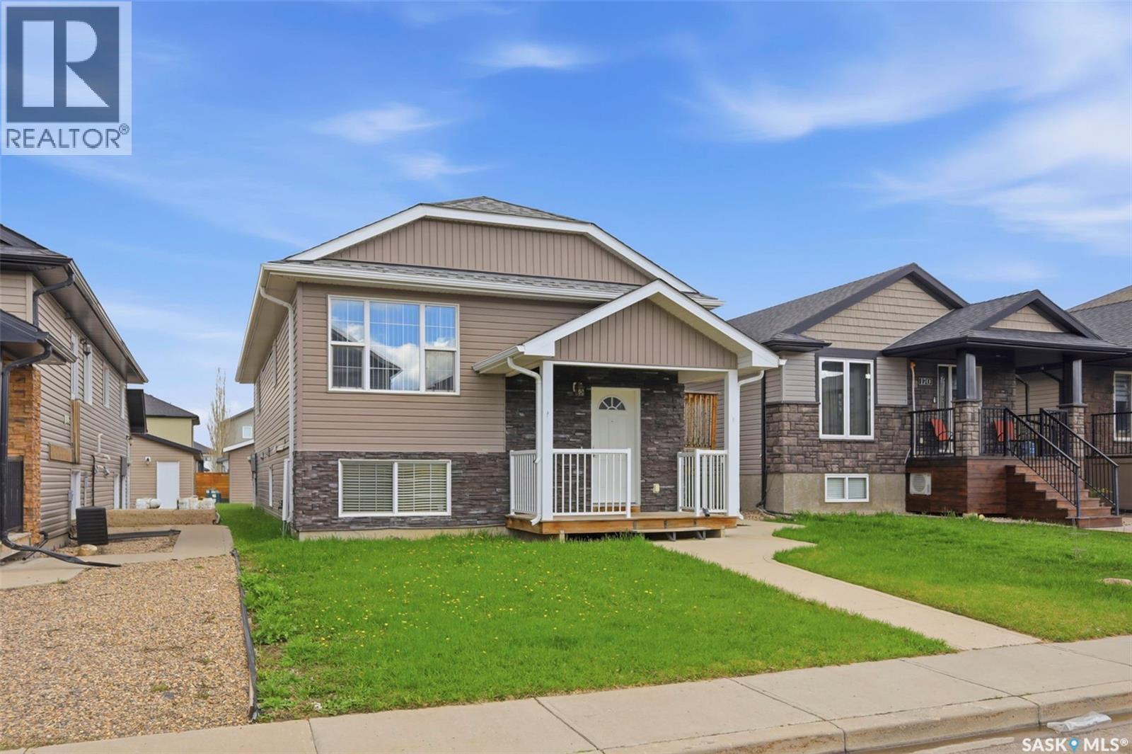 166 Rajput Way, Saskatoon, Saskatchewan  S7W 0L5 - Photo 3 - SK036591