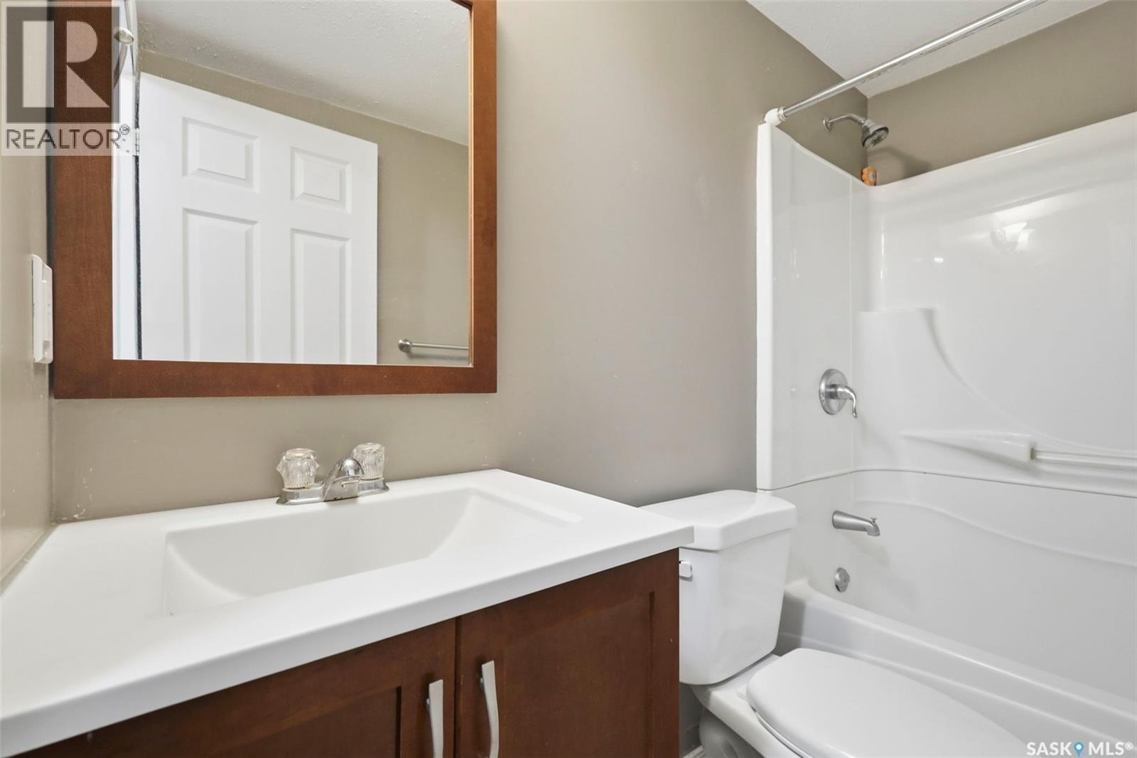 166 Rajput Way, Saskatoon, Saskatchewan  S7W 0L5 - Photo 30 - SK036591