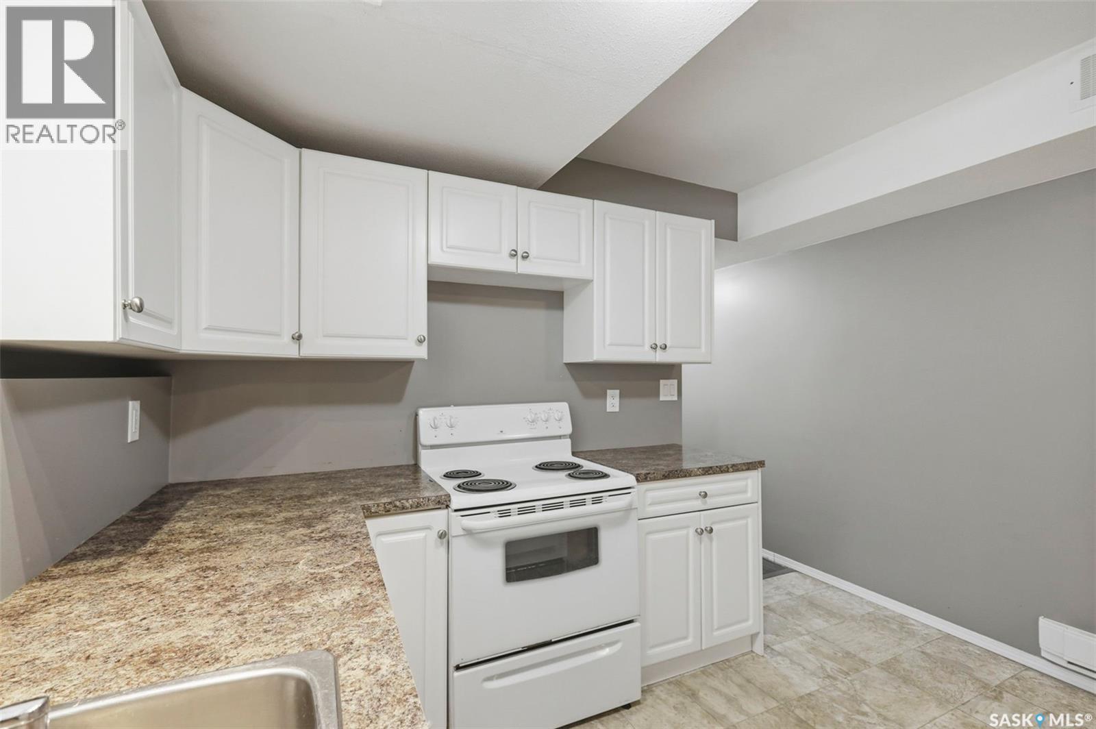 166 Rajput Way, Saskatoon, Saskatchewan  S7W 0L5 - Photo 34 - SK036591