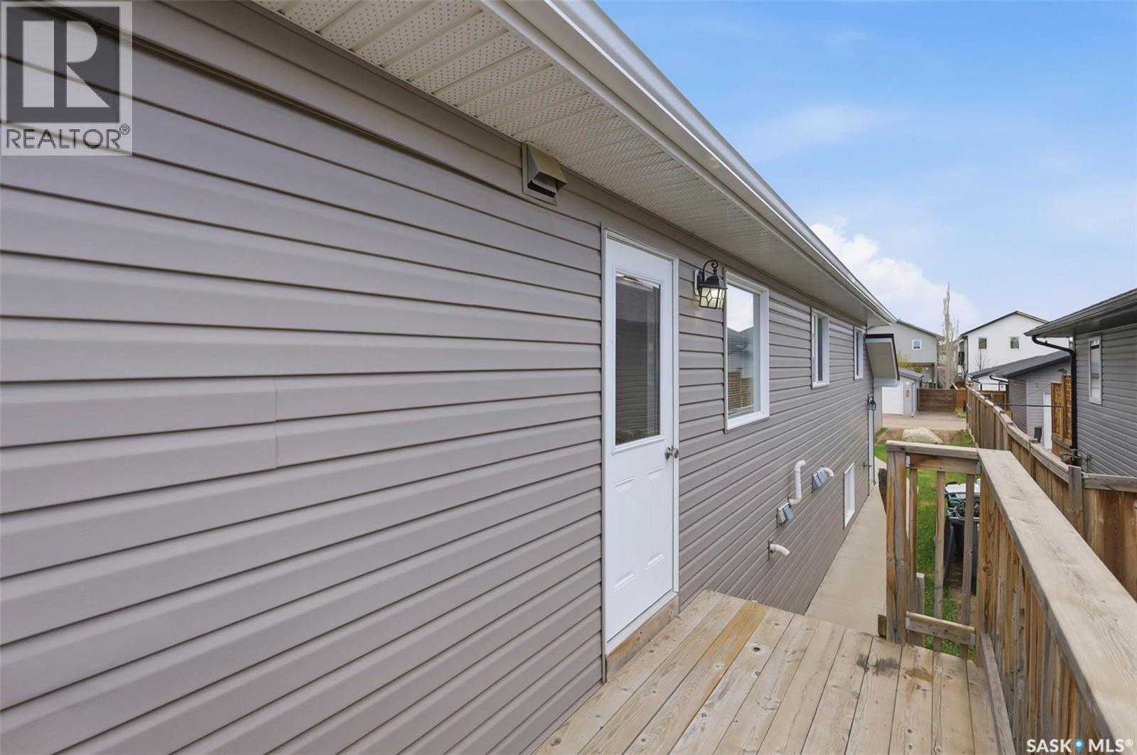 166 Rajput Way, Saskatoon, Saskatchewan  S7W 0L5 - Photo 37 - SK036591