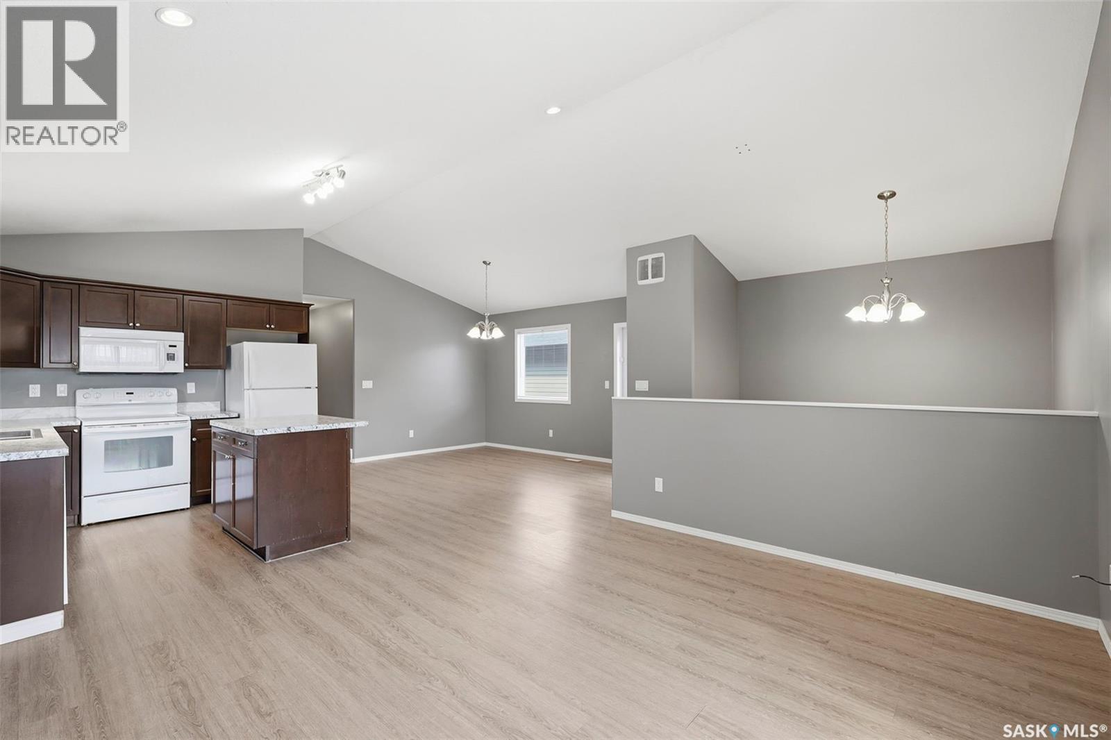166 Rajput Way, Saskatoon, Saskatchewan  S7W 0L5 - Photo 8 - SK036591