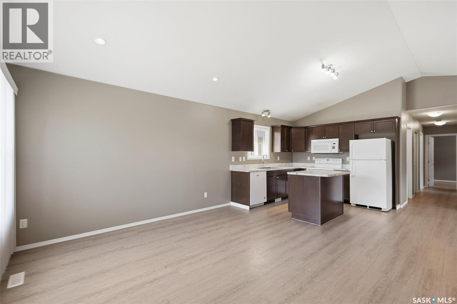 166 Rajput Way, Saskatoon, Saskatchewan  S7W 0L5 - Photo 9 - SK036591