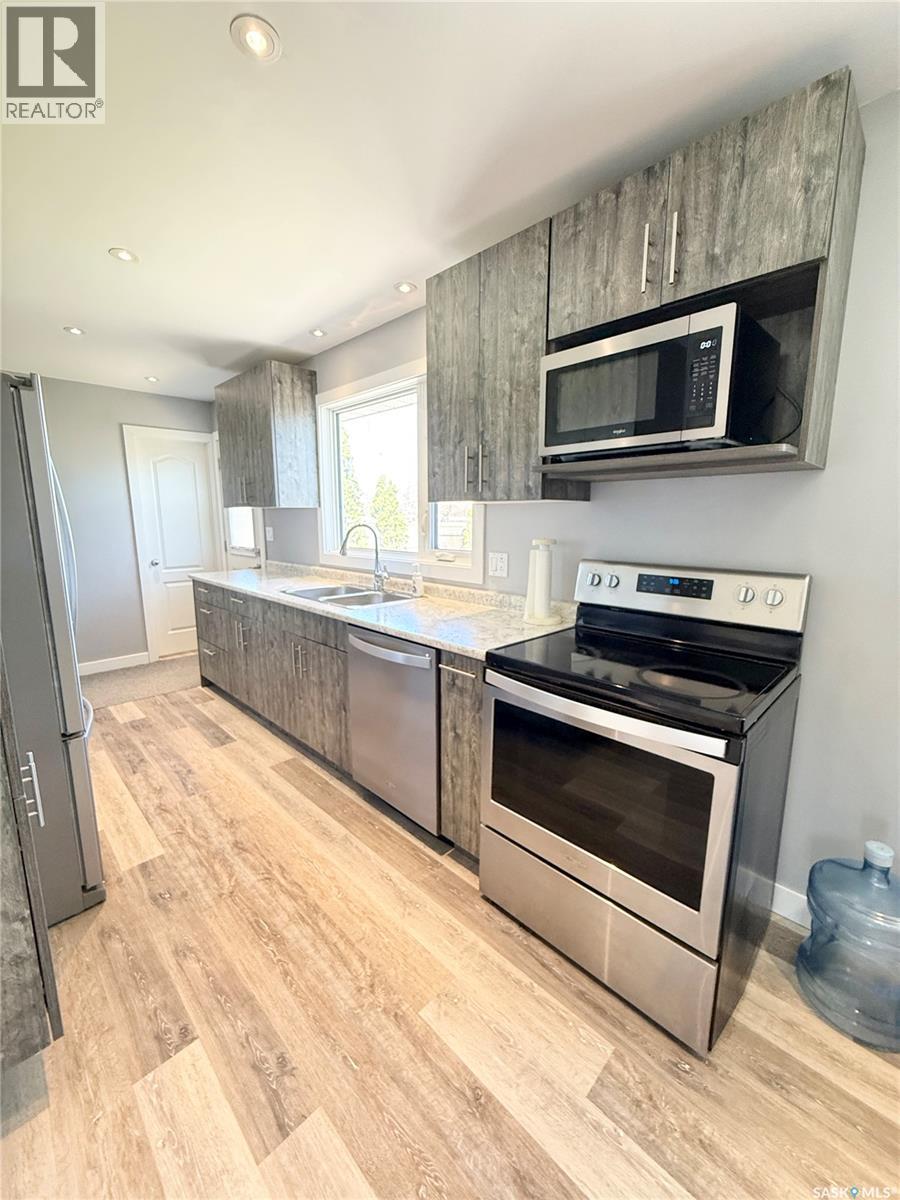 536 Mcgillivray Drive, Weyburn, Saskatchewan  S4H 1M2 - Photo 15 - SK036579