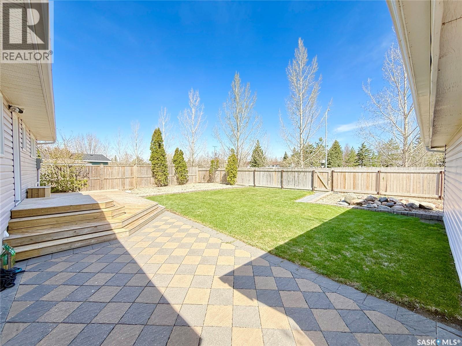 536 Mcgillivray Drive, Weyburn, Saskatchewan  S4H 1M2 - Photo 2 - SK036579