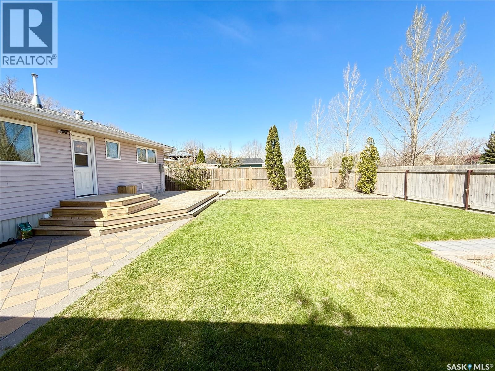 536 Mcgillivray Drive, Weyburn, Saskatchewan  S4H 1M2 - Photo 3 - SK036579
