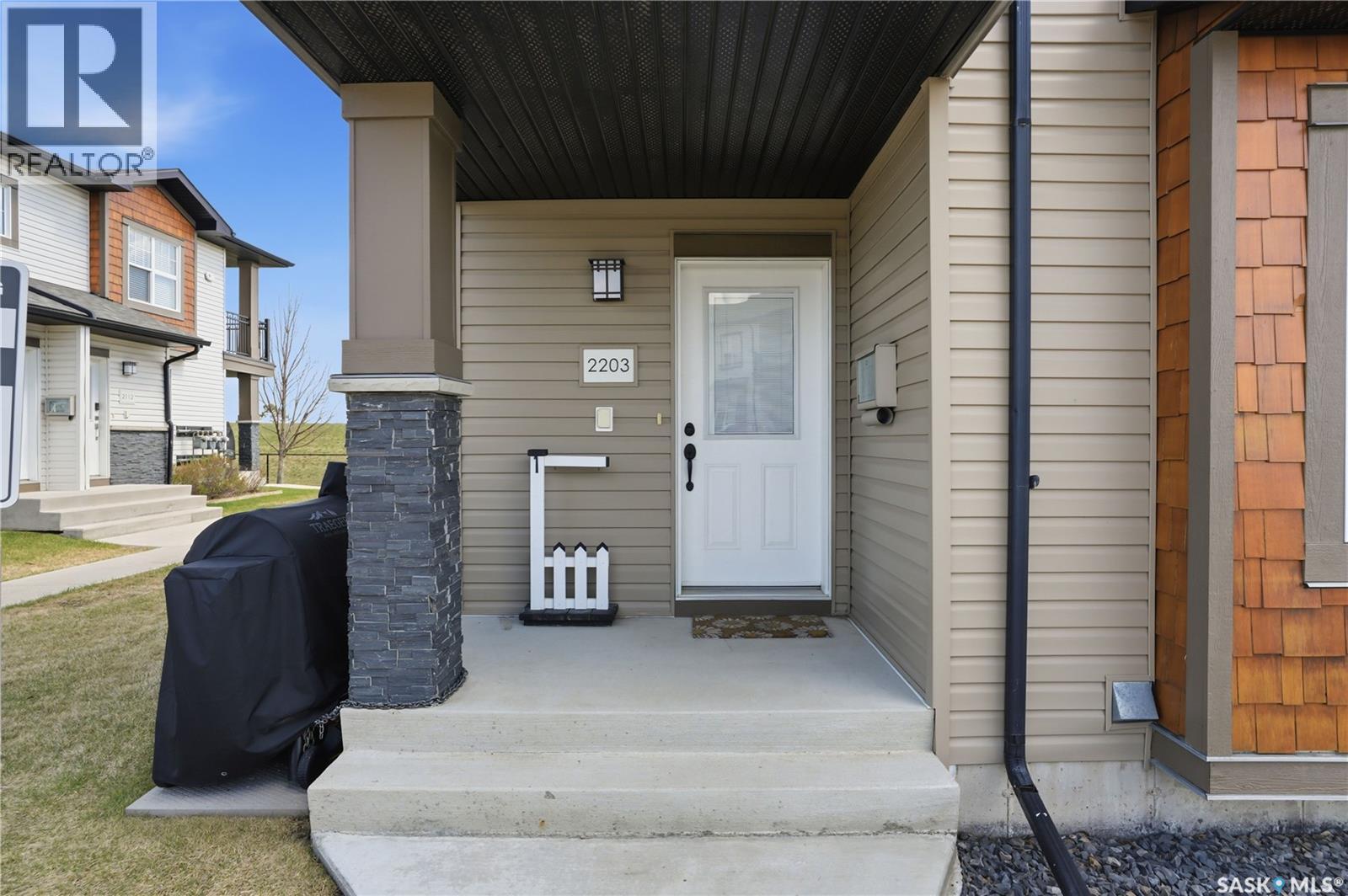 2203 1015 Patrick Crescent, Saskatoon, Saskatchewan  S7W 0M3 - Photo 2 - SK036480