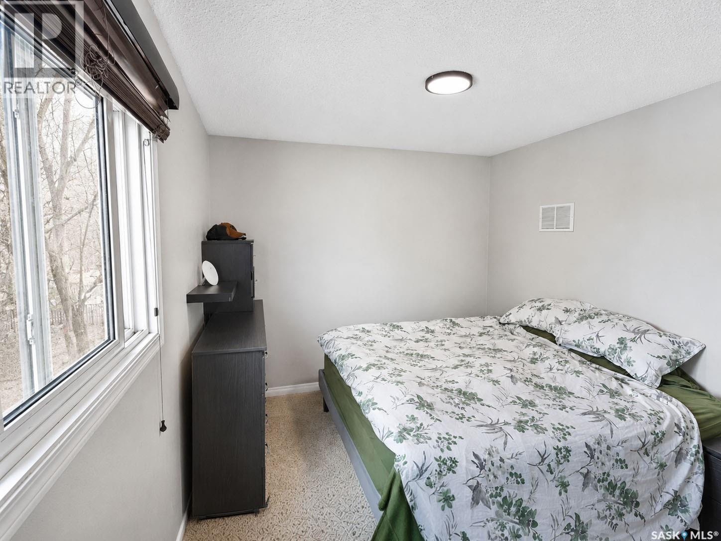 312 20th Street E, Prince Albert, Saskatchewan  S6V 1K8 - Photo 18 - SK036475