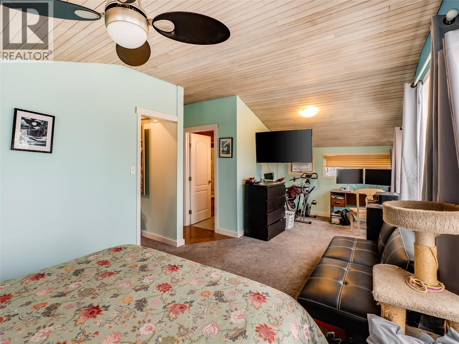 2050 Georgia Street, Rossland, British Columbia V0G 1Y0 - Photo 21 - 10388184