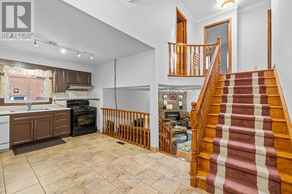 140 Solomon Crescent, Hamilton, Ontario  L8W 2G7 - Photo 16 - X13152086