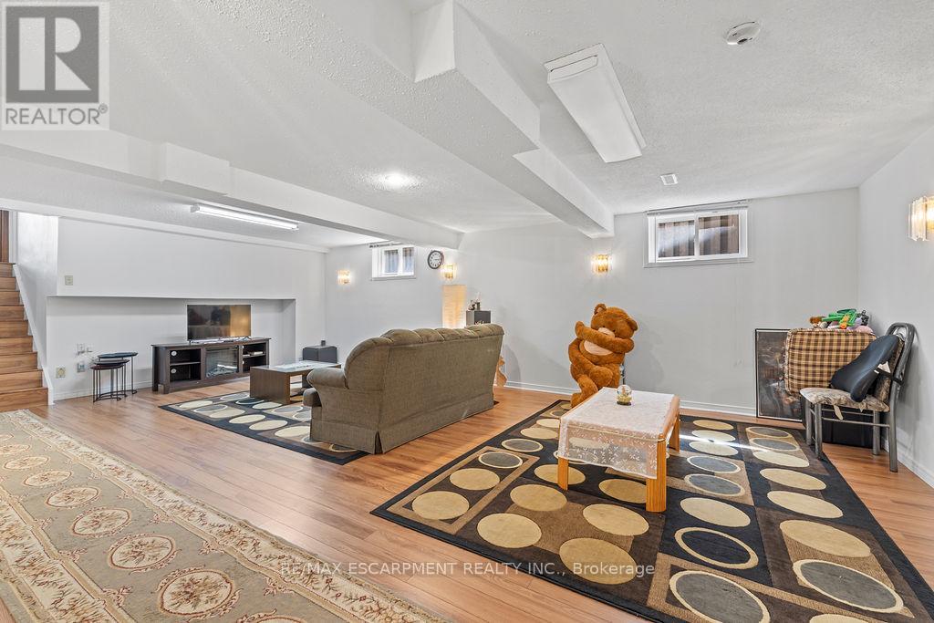 140 Solomon Crescent, Hamilton, Ontario  L8W 2G7 - Photo 41 - X13152086