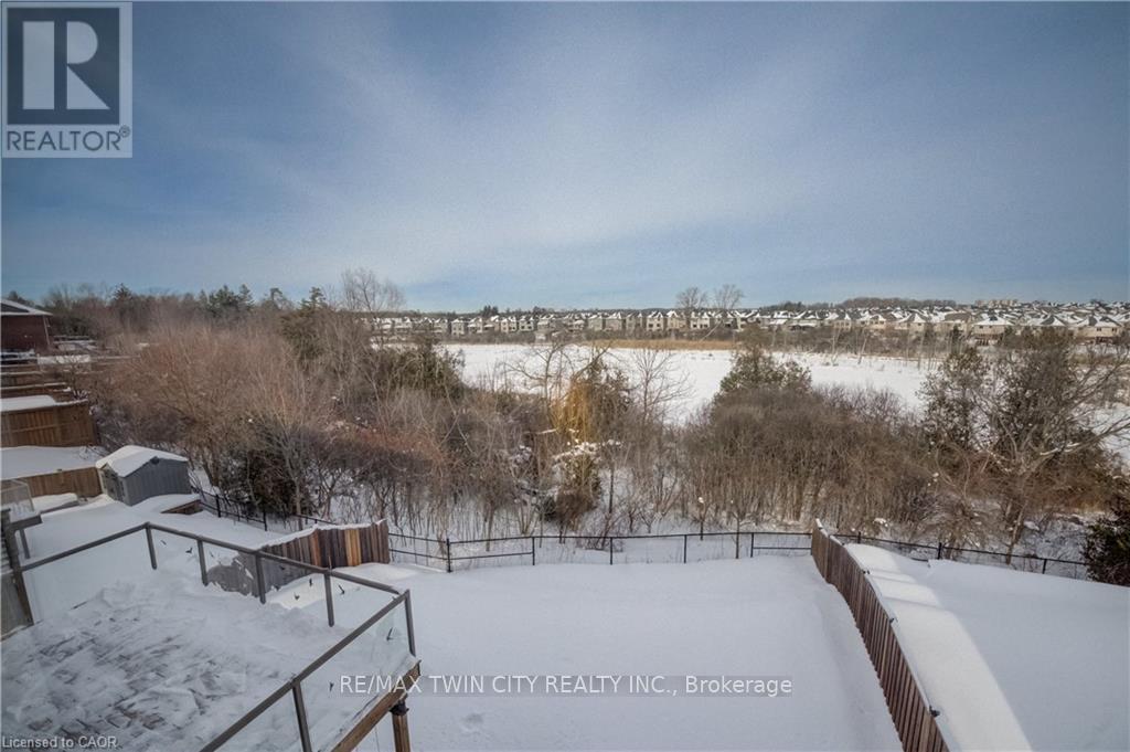 268 Evens Pond Crescent, Kitchener, Ontario  N2R 0B8 - Photo 34 - X13152110