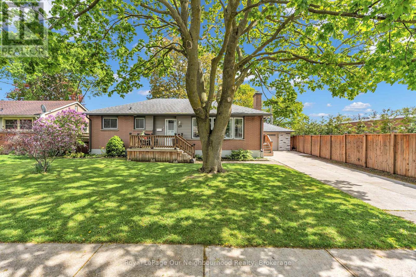 171 Tweedsmuir Avenue, London East (East O), Ontario  N5W 1K9 - Photo 2 - X13152194