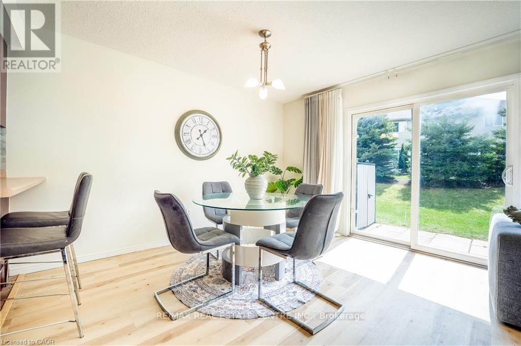 30 Fallowfield Drive, Kitchener, Ontario  N2C 0A8 - Photo 11 - X13152196