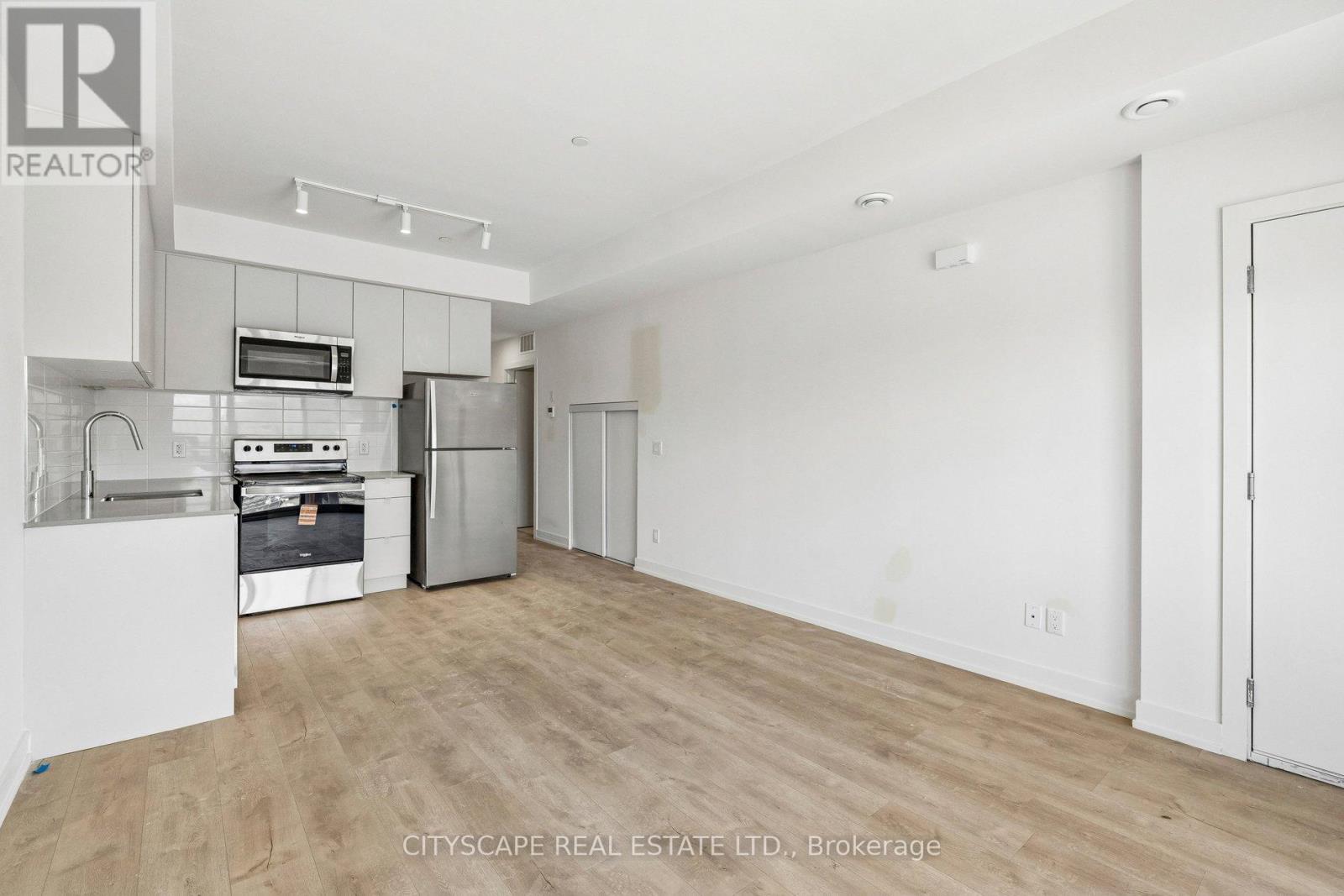 201b - 16 Melbourne Avenue, St. Catharines, Ontario  L2P 0G5 - Photo 6 - X13152218