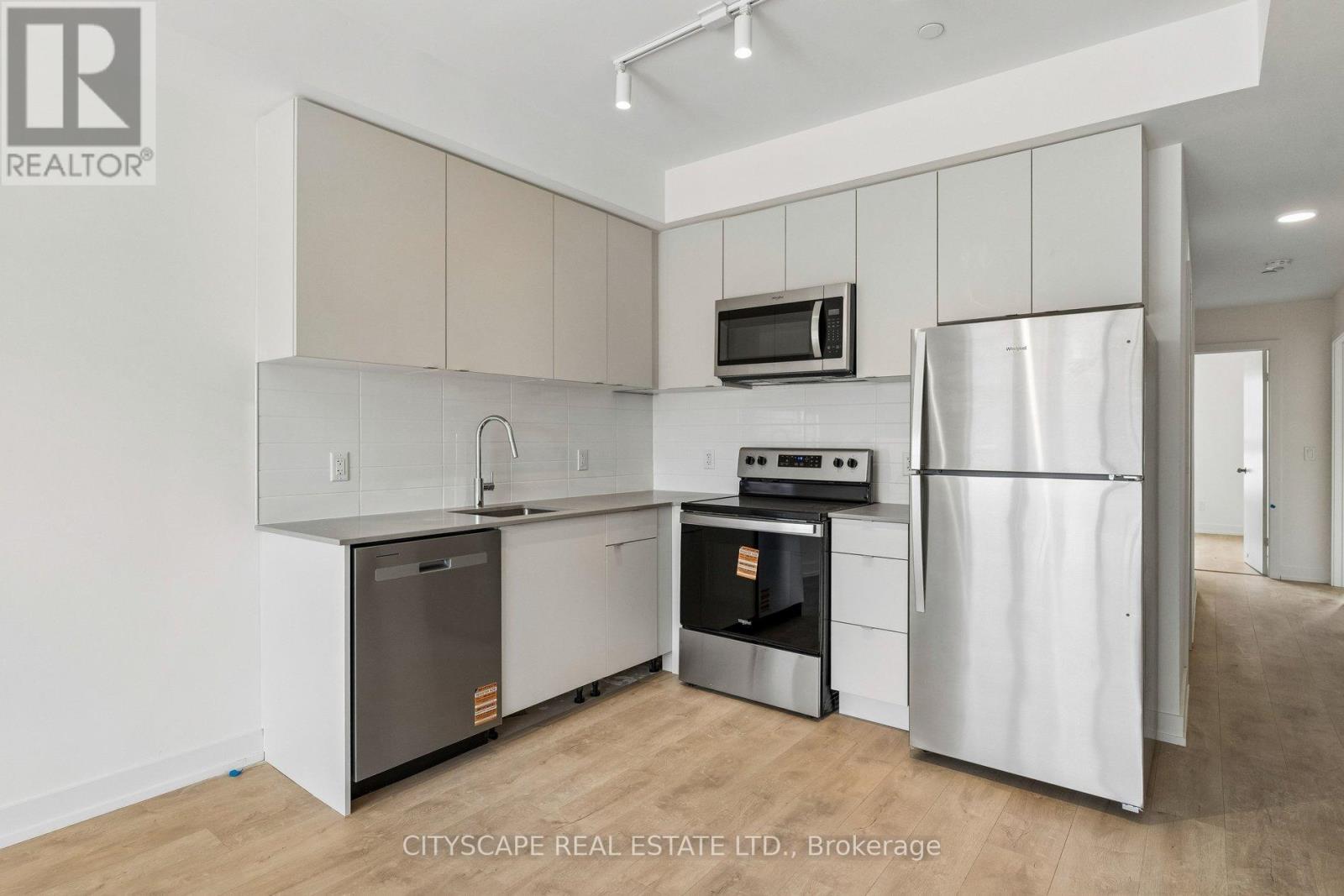 201b - 16 Melbourne Avenue, St. Catharines, Ontario  L2P 0G5 - Photo 9 - X13152218