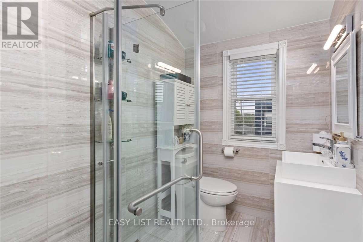 140 Ascot Avenue, Toronto, Ontario  M6E 1G4 - Photo 22 - W13145942
