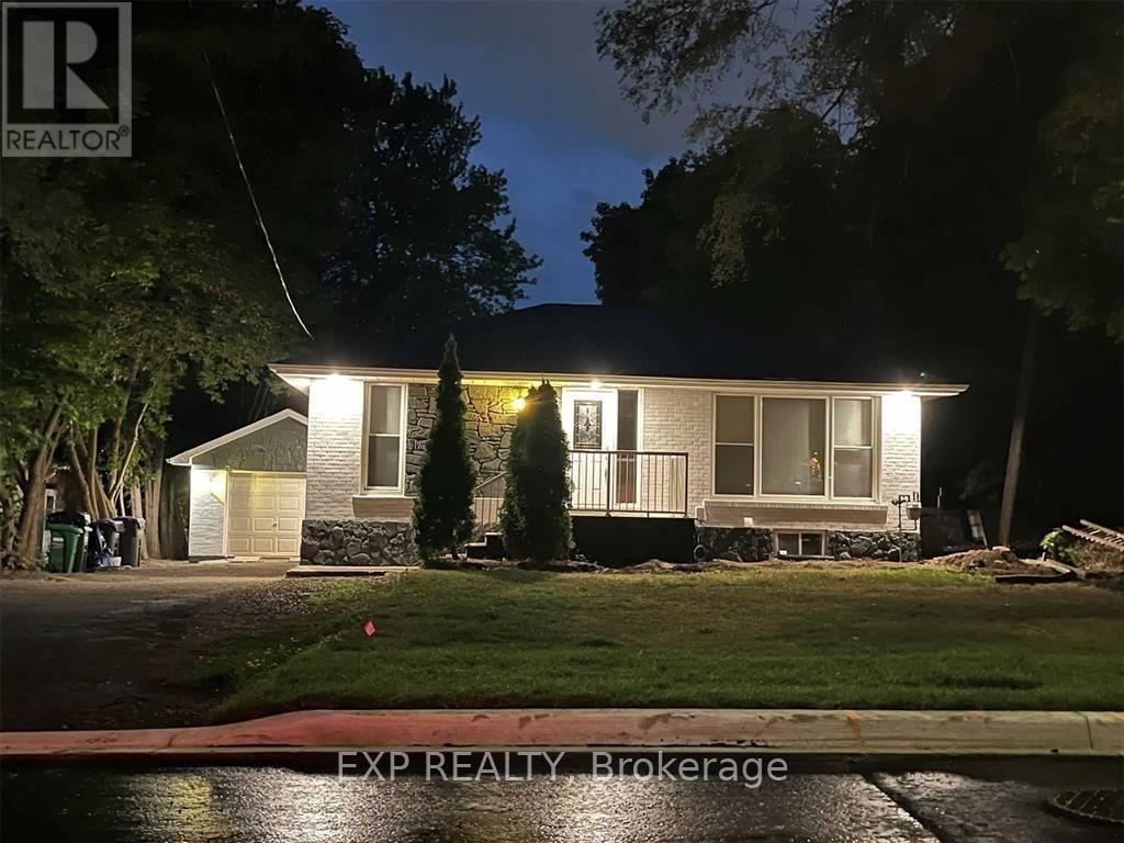 Bsmt - 254 Hillside Drive, Mississauga, Ontario L5M 1G5 - Photo 2 - W13137440