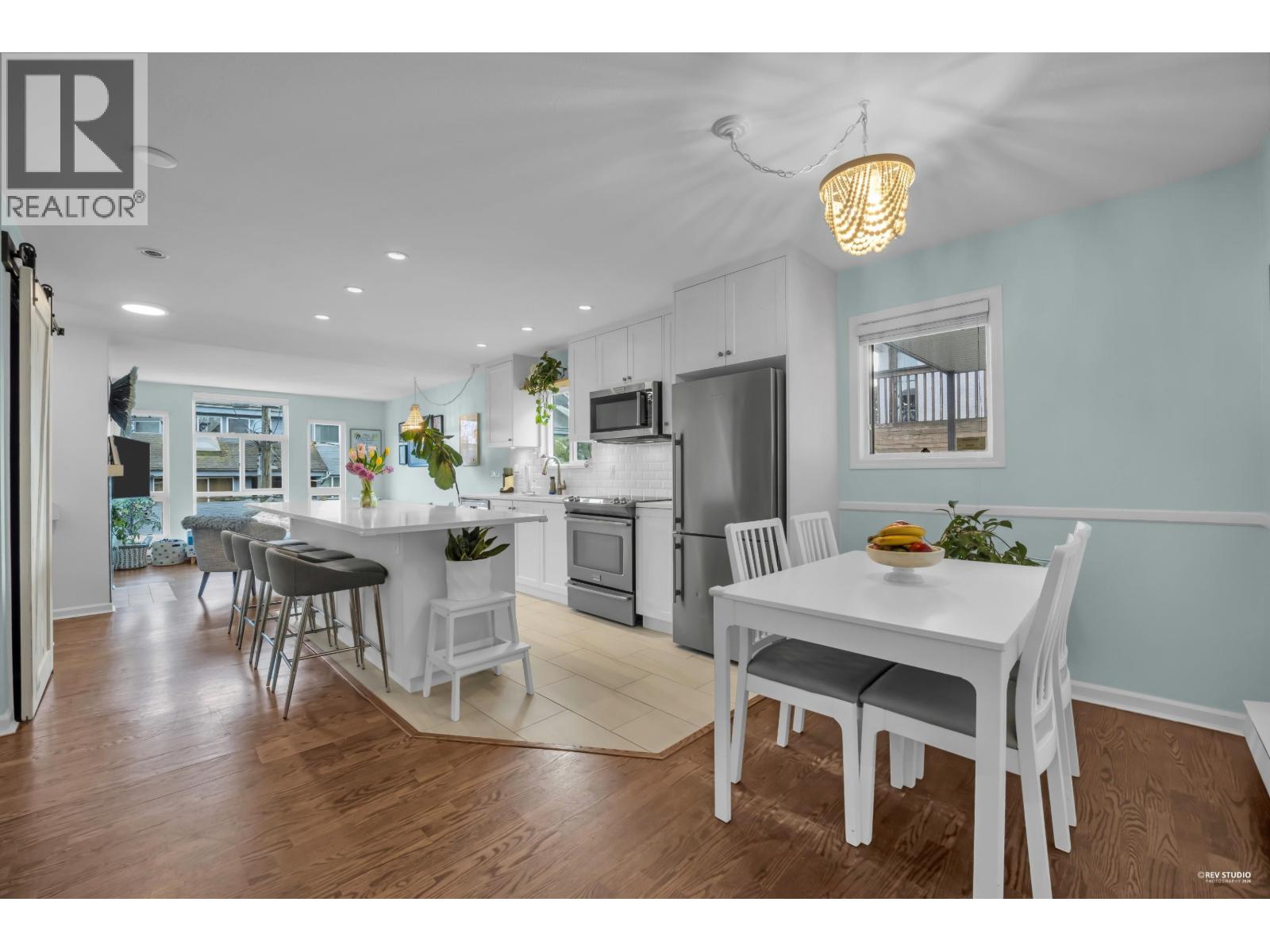 305 2110 Cornwall Avenue, Vancouver, British Columbia  V6K 1B4 - Photo 11 - R3125909