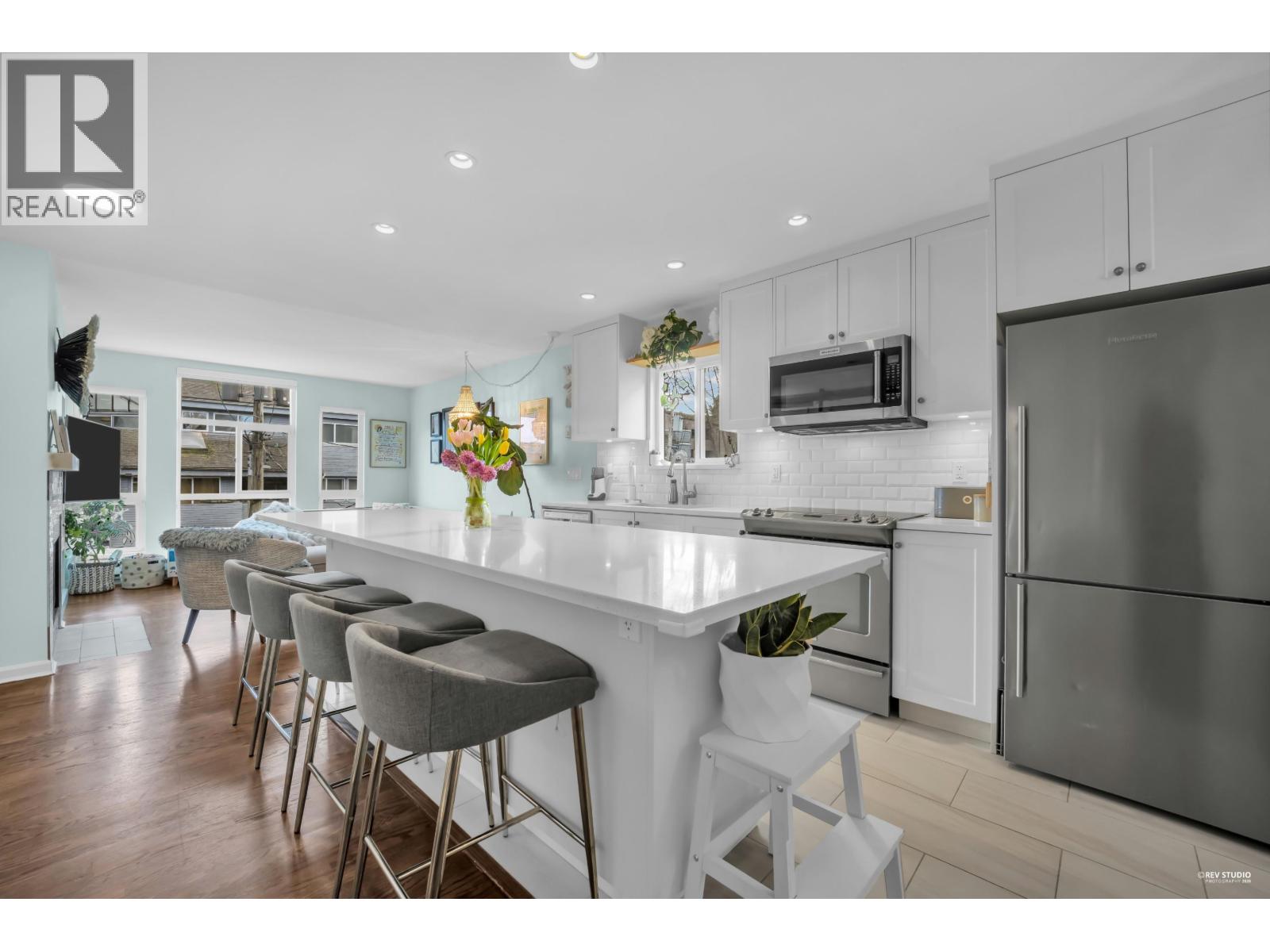305 2110 Cornwall Avenue, Vancouver, British Columbia  V6K 1B4 - Photo 4 - R3125909