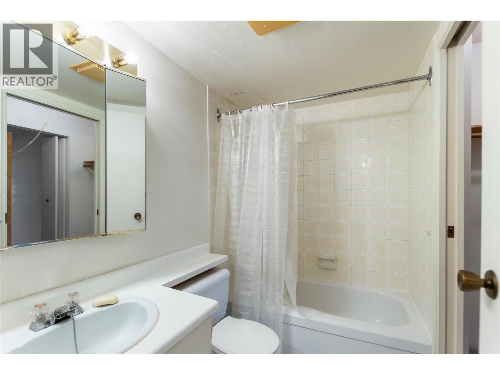 219 8460 Ackroyd Road, Richmond, British Columbia  V6X 3E9 - Photo 12 - R3125911
