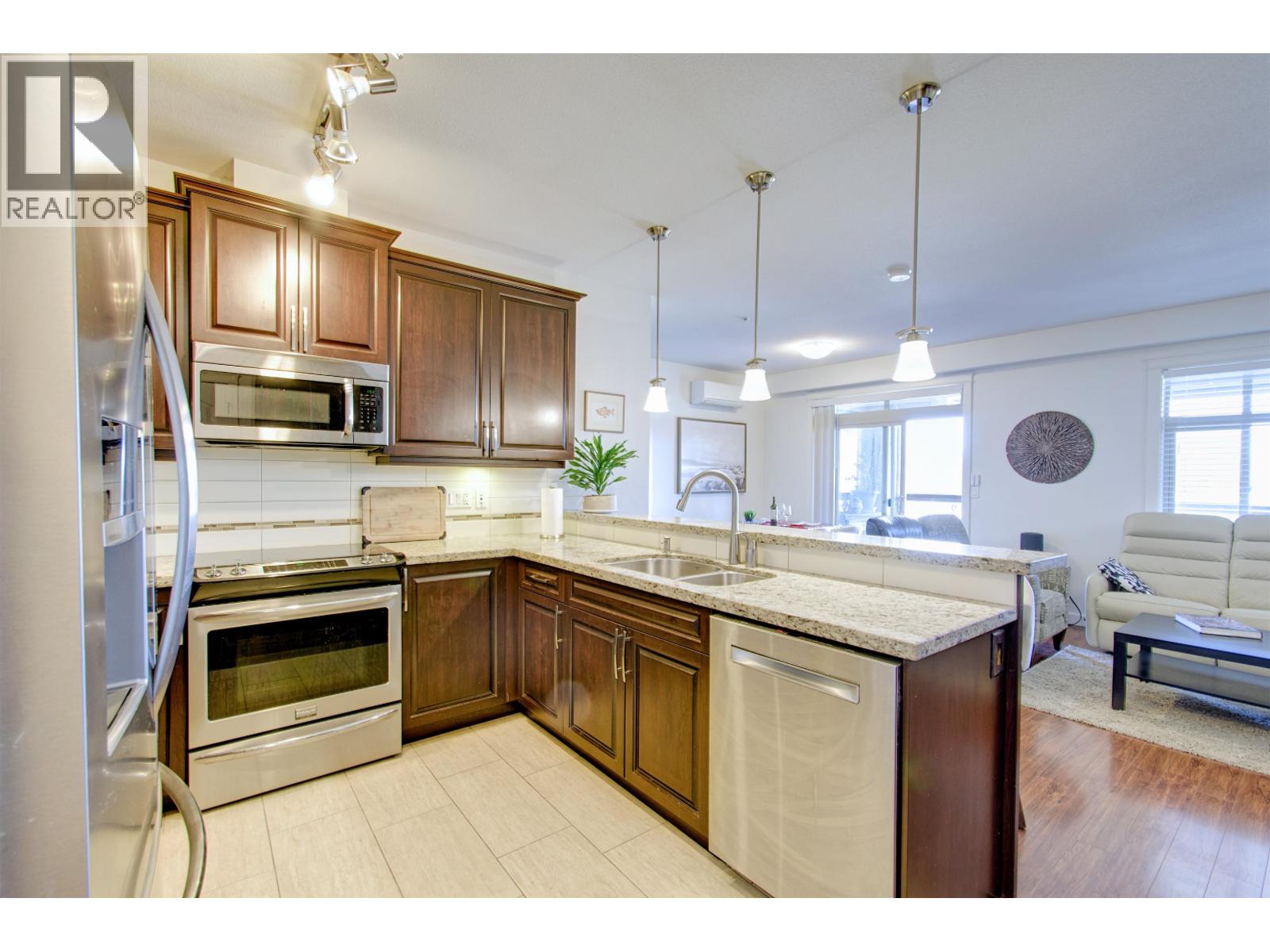211 12655 190a Street, Pitt Meadows, British Columbia  V3Y 0E9 - Photo 6 - R3125913