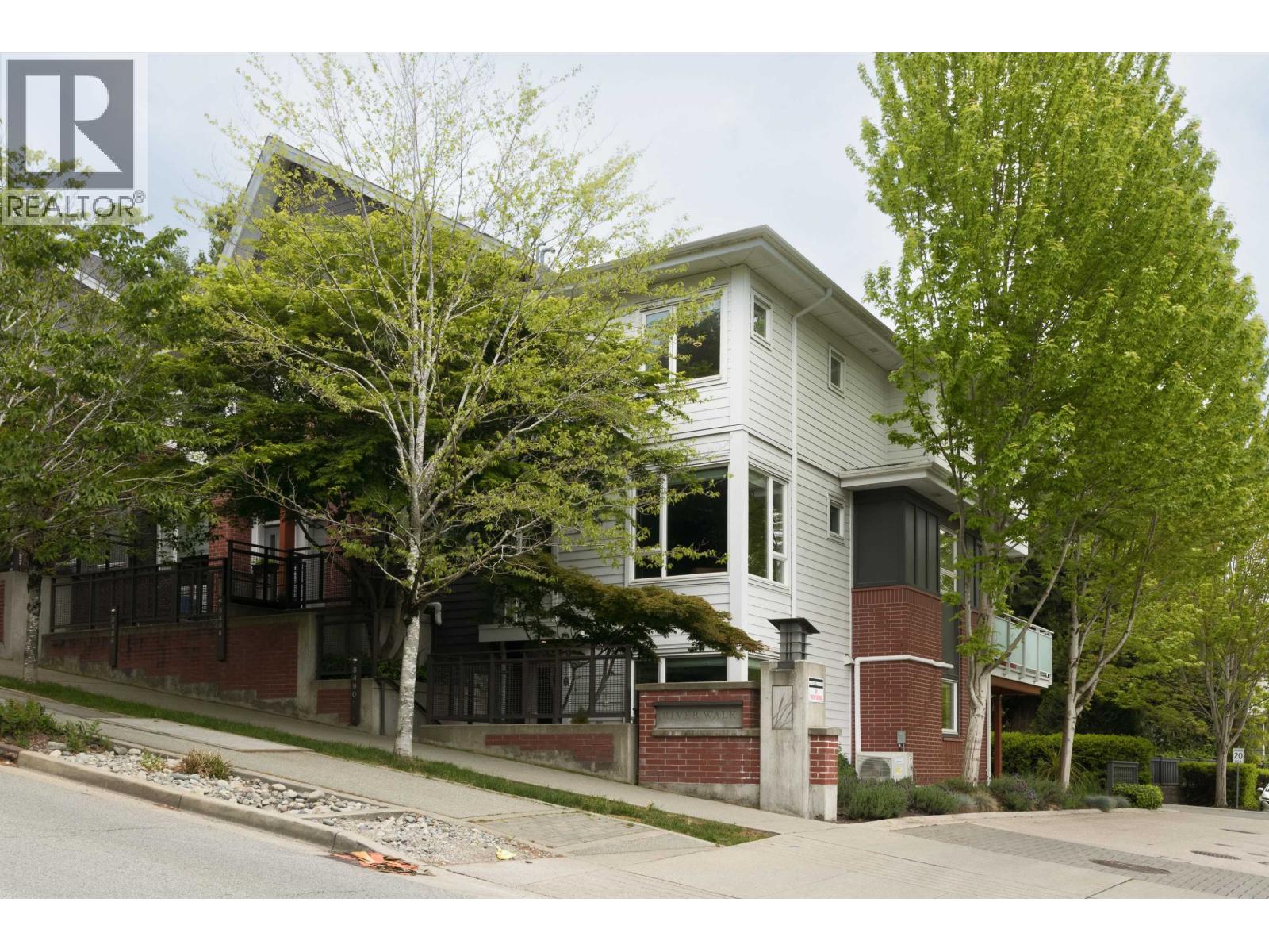 8490 Kerr Street, Vancouver, British Columbia  V5S 3E7 - Photo 32 - R3125920