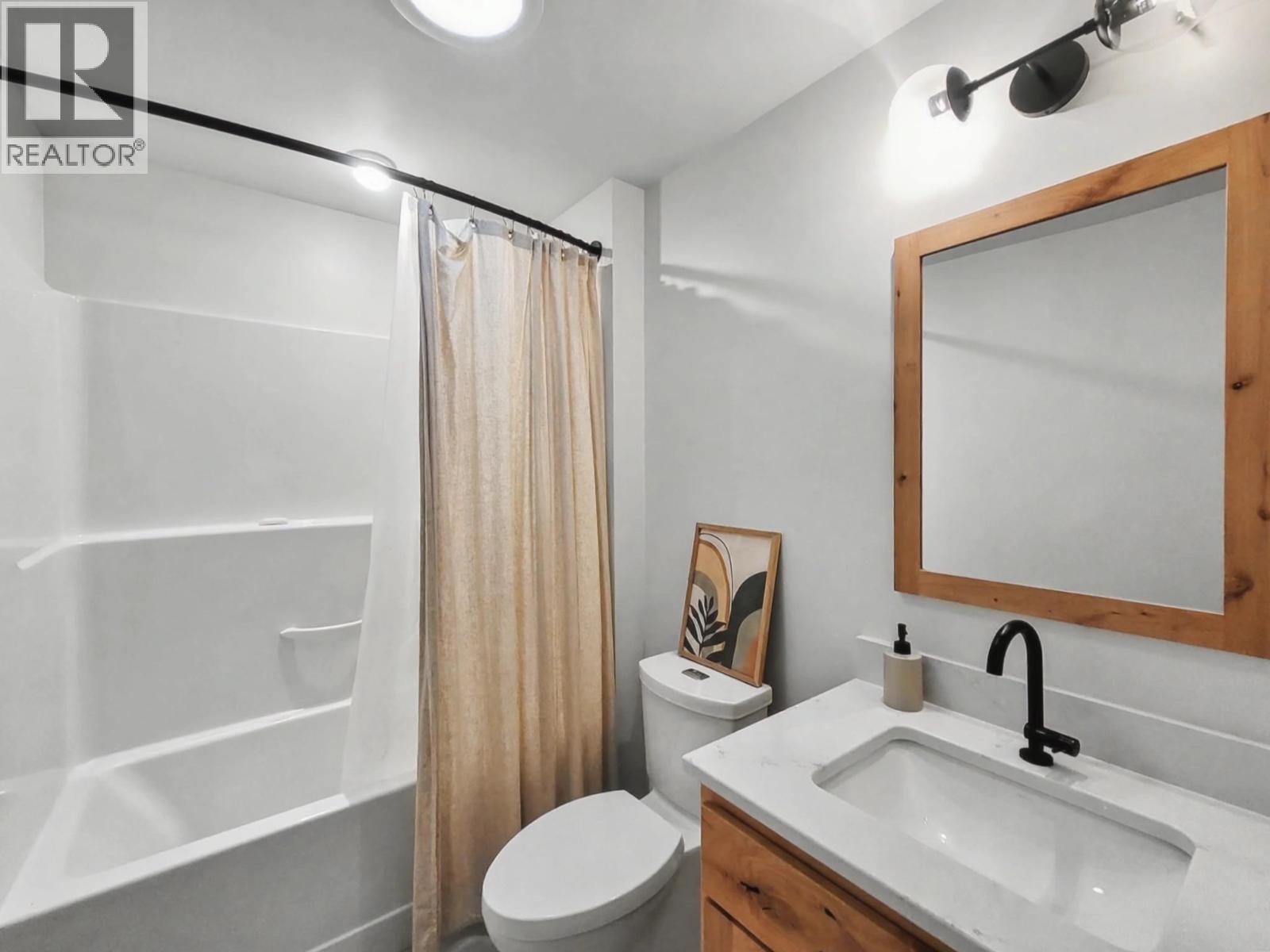 8170 Plotnikoff Road, Grand Forks, British Columbia  V0H 1H2 - Photo 41 - 10376518