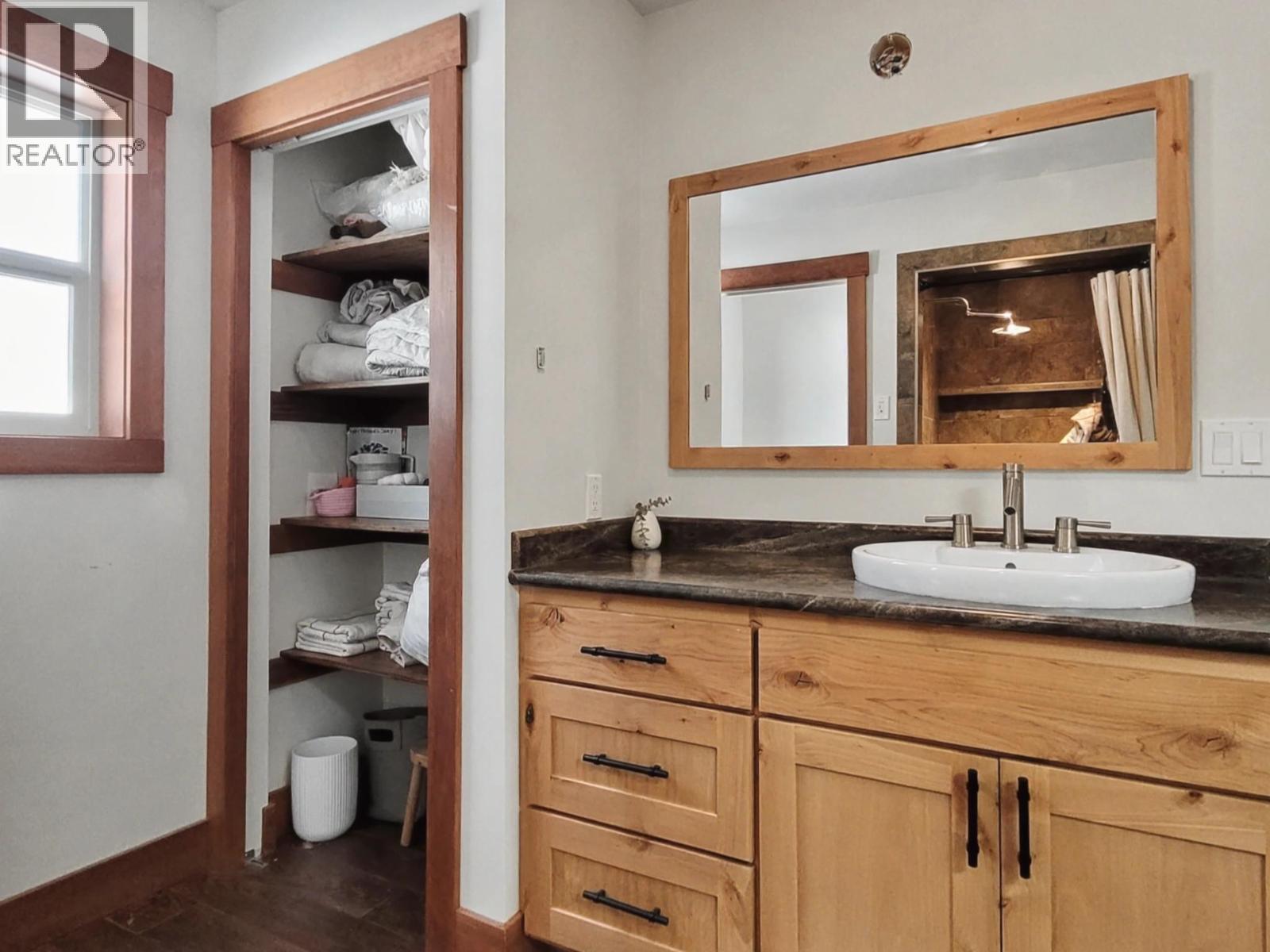 8170 Plotnikoff Road, Grand Forks, British Columbia  V0H 1H2 - Photo 26 - 10376518